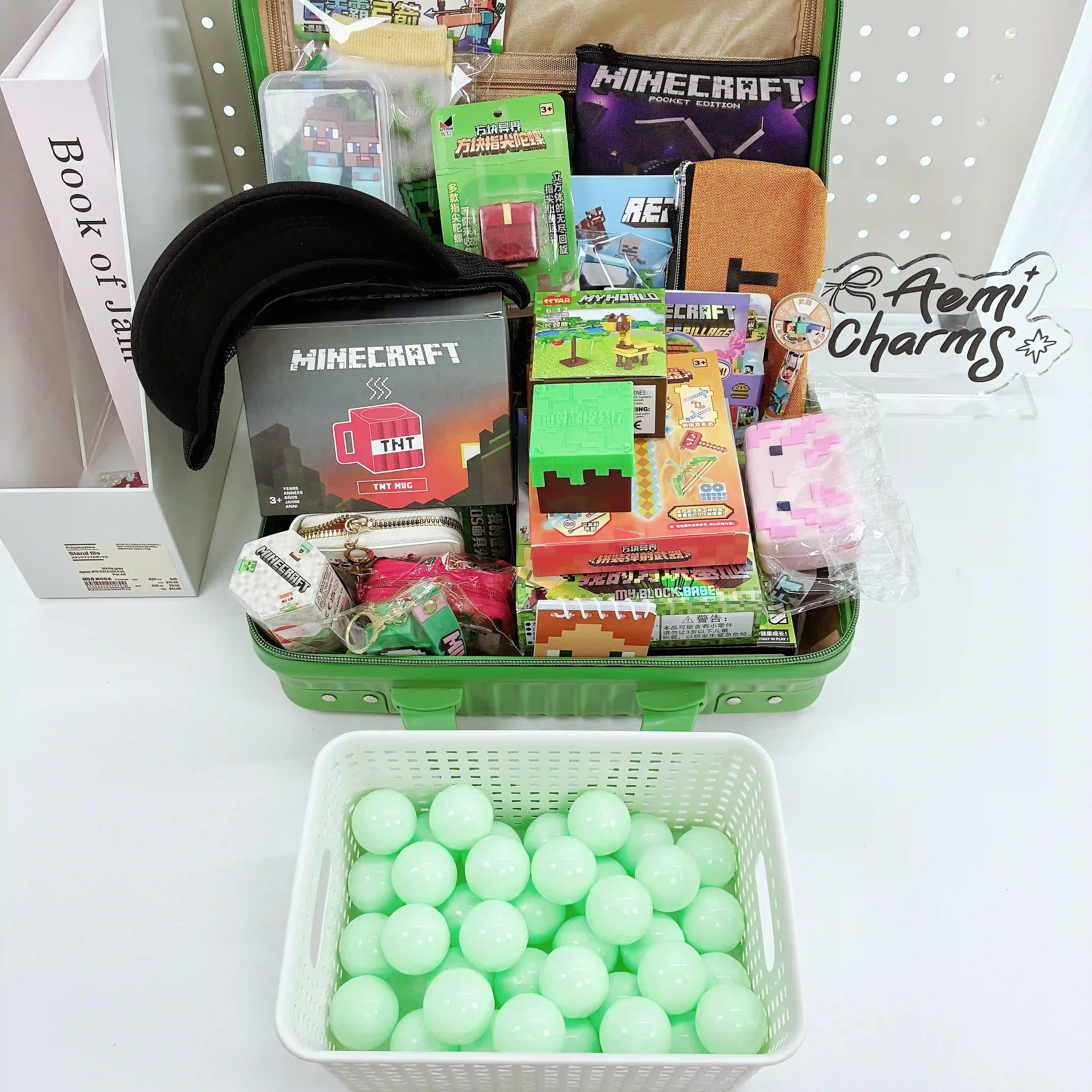 Boîte-cadeau mystère valise MC de 14 pouces